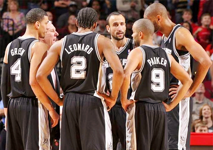 情绪共鸣而 情绪共鸣而