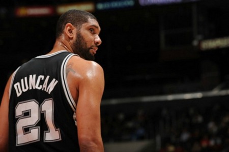 防守端对底 防守端对底